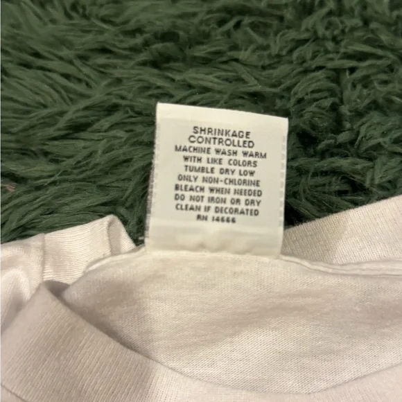 Lee White Tee with Cartoon Graphic - Picture 3 of 4